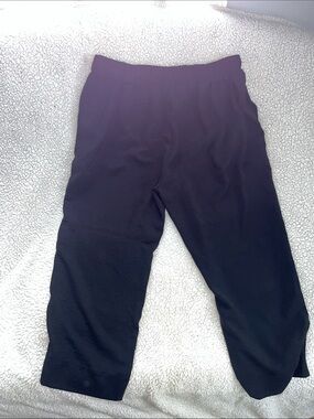 Women’s Black Pull-On Jogger Pants